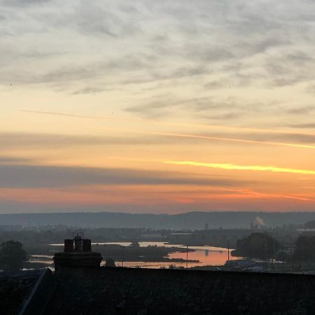 Le Loft Du Homard Bleu - Entre Ciel Et Mer - Free Parking 500M Honfleur Buitenkant foto