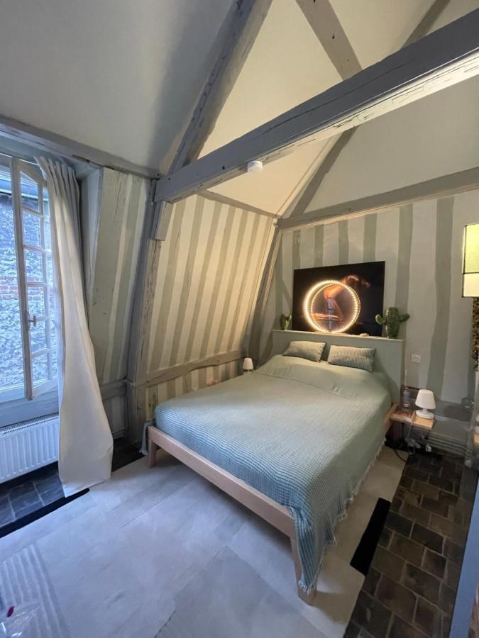 Le Loft Du Homard Bleu - Entre Ciel Et Mer - Free Parking 500M Honfleur Buitenkant foto
